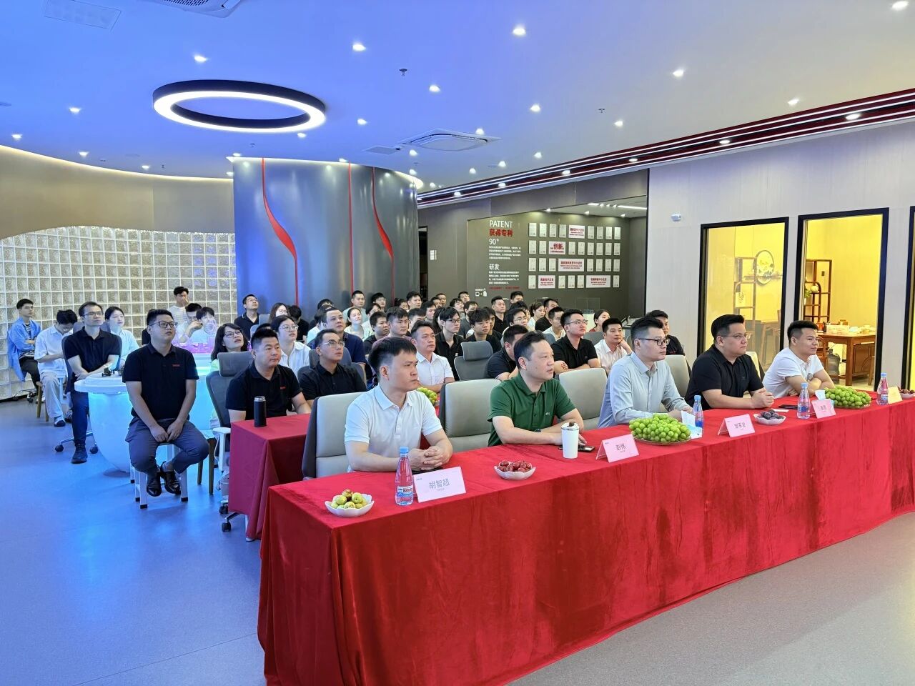 銘記歷史開創未來 | 智火柴從閱兵看中國智造底氣,以油品監測實力護航 “國之重器” 圖1